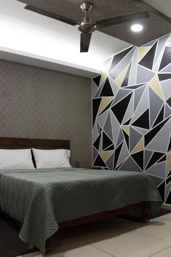 Hotel Boutique Charlotte Arandas ภายนอก รูปภาพ